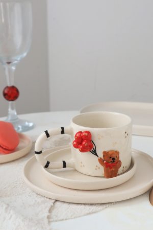 El Yapımı Balonlu Ve Ayıcık Figürlü Özel Tasarım 24k Altın Dekorlu Seramik Mug 170ml