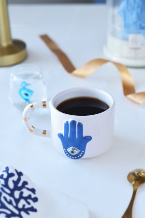 El Yapımı Hamsa Figürlü 24K Altın Dekorlu Seramik Mug 200ml