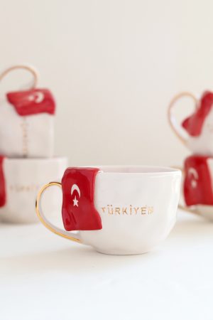 Türkiye’m  🇹🇷 Türk Bayraklı 24K Altın dekorlu Özel Üretim Kupa 250ml